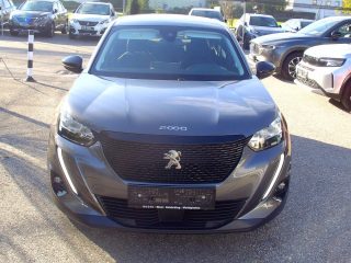 Peugeot 2008 PureTech 100 S&S Active Pack 6-Gang-Manuell