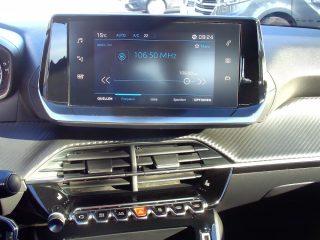 Peugeot 2008 PureTech 100 S&S Active Pack 6-Gang-Manuell