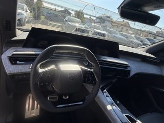 Peugeot 3008 Elektro 210 73kWh GT-Exclusive Pano AHK abnehmbar