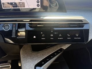 Peugeot 3008 Elektro 210 73kWh GT-Exclusive Pano AHK abnehmbar