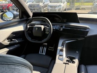 Peugeot 3008 Elektro 210 73kWh GT-Exclusive Pano AHK abnehmbar