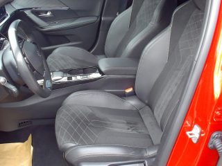 Peugeot e-2008 50kWh GT Pack