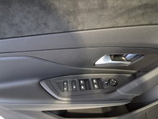 Peugeot 308 Hybrid 145 e-DSC6 GT
