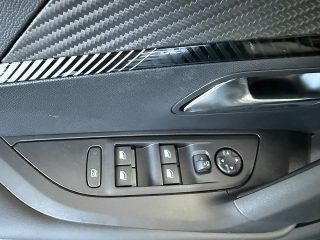 Peugeot 2008 Hybrid 145 e-DCS6 Allure
