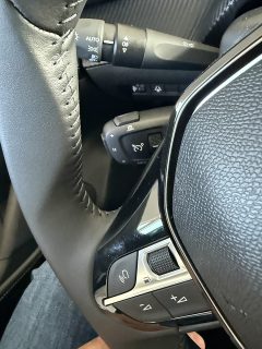 Peugeot 2008 Hybrid 145 e-DCS6 Allure